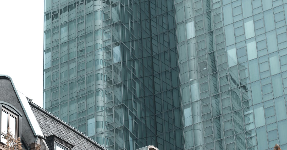 Wohnung mieten Frankfurt: Makler und Portale